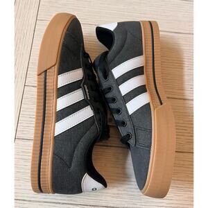 NWB men’s adidas daily‎ 3.0 lace up canvas sneakers. Slate washed gray. Sz 8